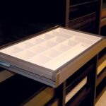 سینی مشبک ریلی جای زیورآلات رنگ موکا طرح ایتالین سایز 90 فانتونی کد J512