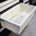 سبد حصیری ریلی داخل کمد رنگ سفید طرح ایتالین سایز 60 فانتونی کد J527