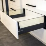 ریل بدنه دار دبل باکس بلند با دیزاین ساید شیشه عمق 50 فانتونی کد B015